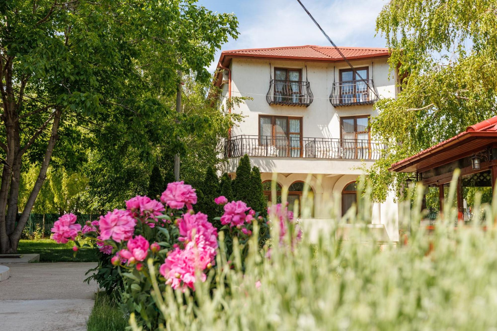 Vila Belvedere Galac Kültér fotó